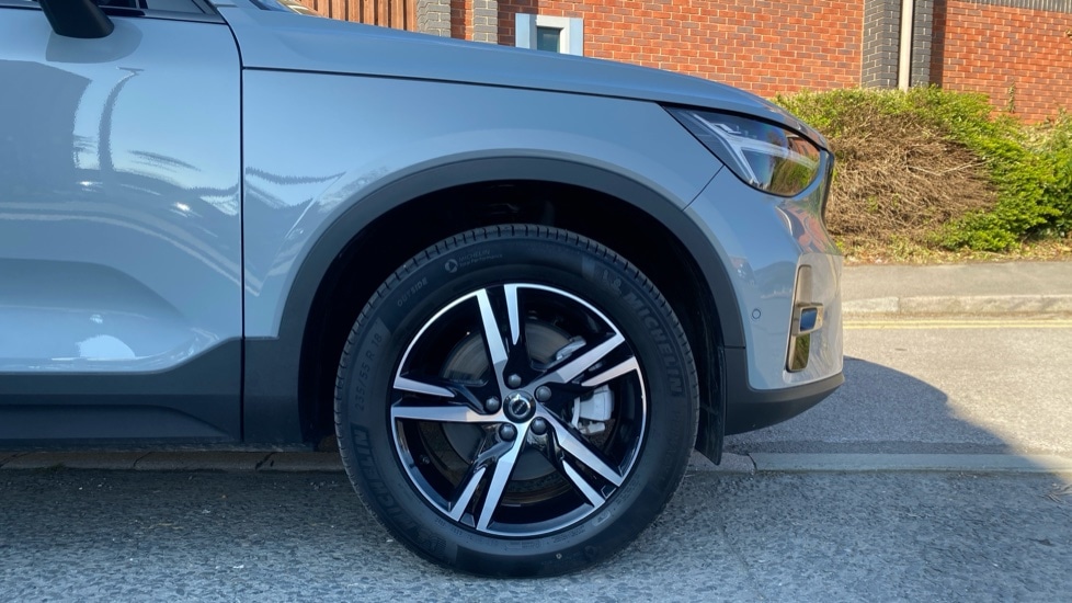 Used Volvo XC40 2023 for sale - 77959889: Photo 9