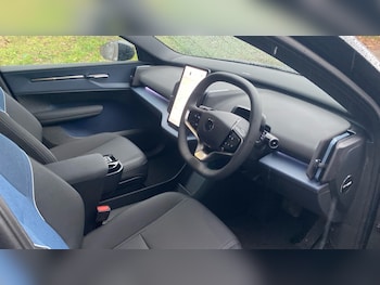 Used Volvo EX30 2025 for sale - 75996860: Photo