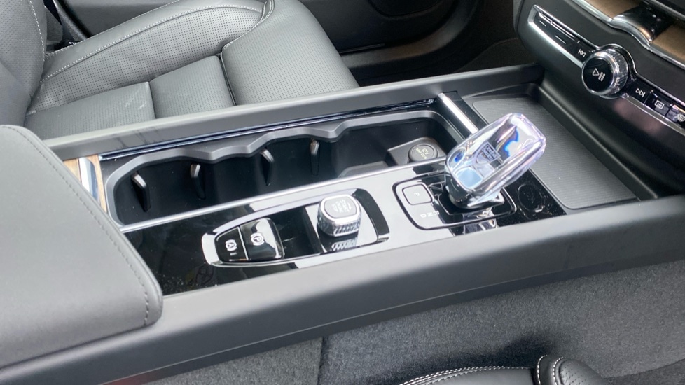 Used Volvo XC60 2025 for sale - 77205631: Photo 38