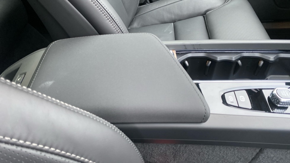 Used Volvo XC60 2025 for sale - 77205631: Photo 39