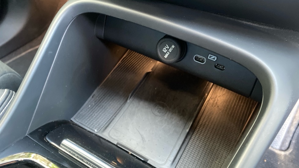 Used Volvo XC40 2022 for sale - 77099045: Photo 45