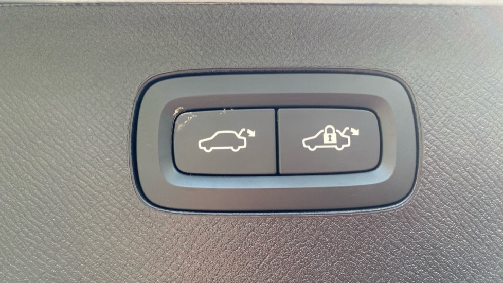 Used Volvo XC90 2025 for sale - 78128946: Photo 19