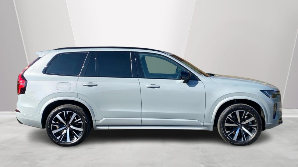 Used Volvo XC90 2025 for sale - 78128946: Photo 3