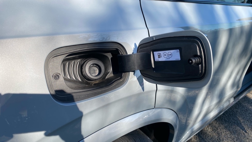 Used Volvo XC90 2025 for sale - 78128946: Photo 32