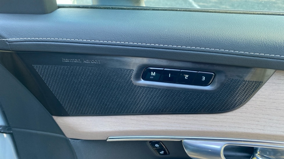 Used Volvo XC90 2025 for sale - 78128946: Photo 36