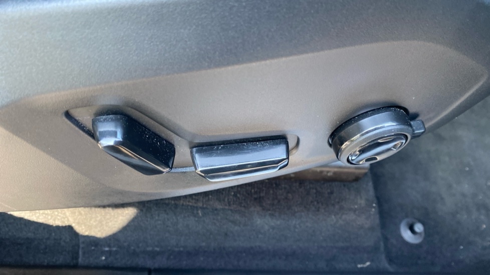 Used Volvo XC90 2025 for sale - 78128946: Photo 37