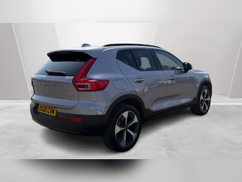 Used Volvo XC40 2025 for sale - 78762085: Photo