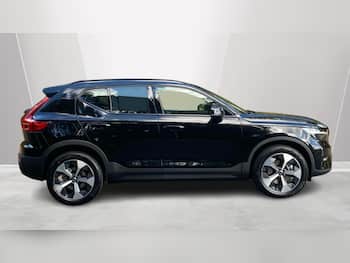 Used Volvo XC40 2026 for sale - 79431498: Photo