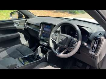 Used Volvo XC40 2023 for sale - 74721019: Photo
