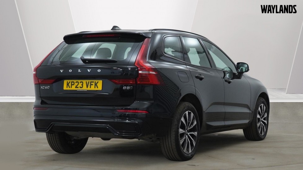 Used Volvo XC60 2023 for sale - 78066867: Photo 3
