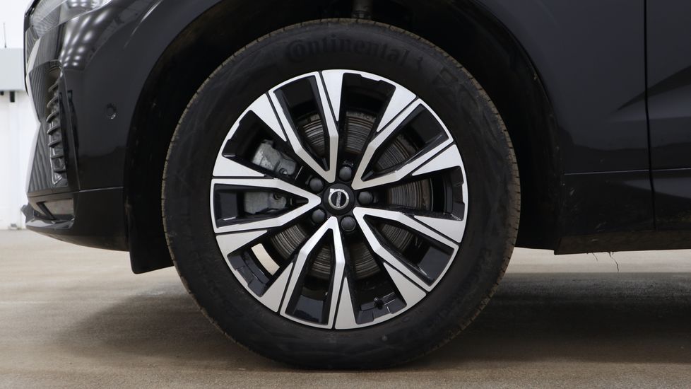 Used Volvo XC60 2023 for sale - 78066867: Photo 4