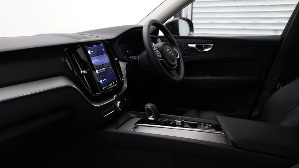 Used Volvo XC60 2023 for sale - 78066867: Photo 6