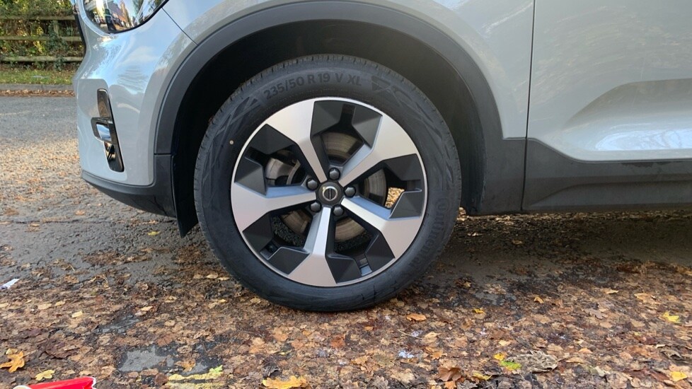 Used Volvo XC40 2024 for sale - 76593616: Photo 21