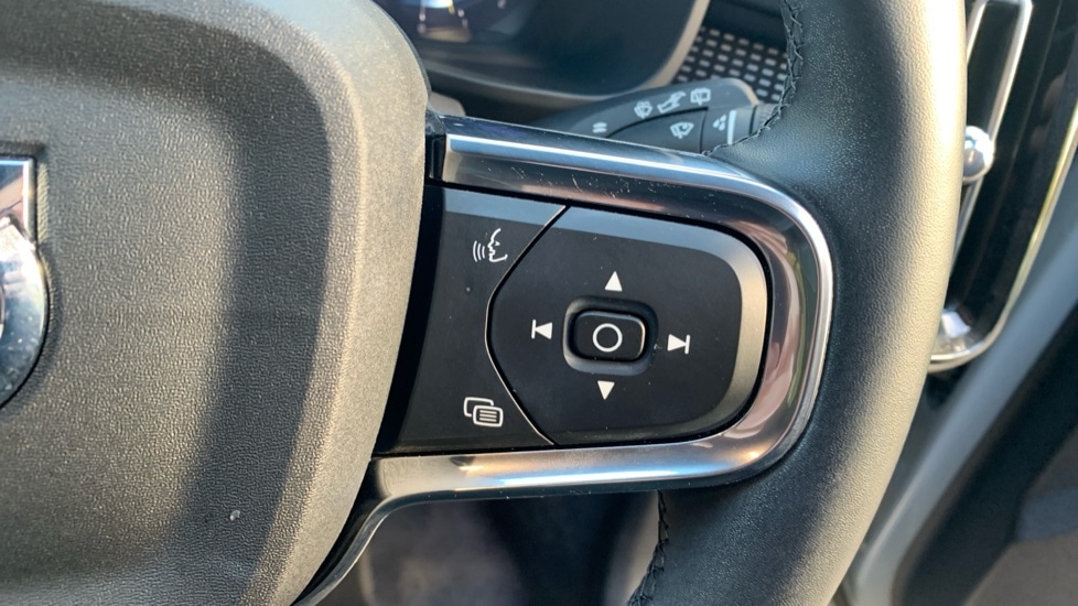 Used Volvo XC40 2024 for sale - 76593616: Photo 26