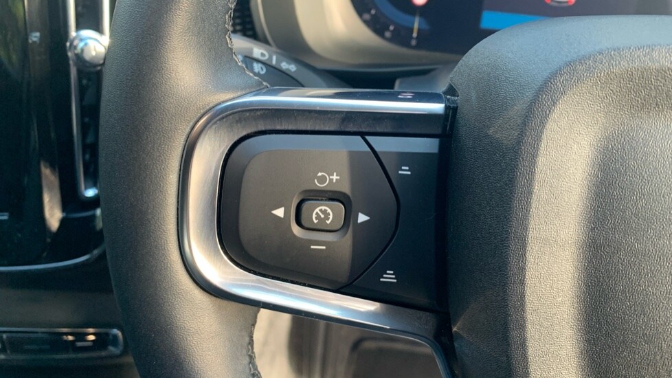 Used Volvo XC40 2024 for sale - 76593616: Photo 27