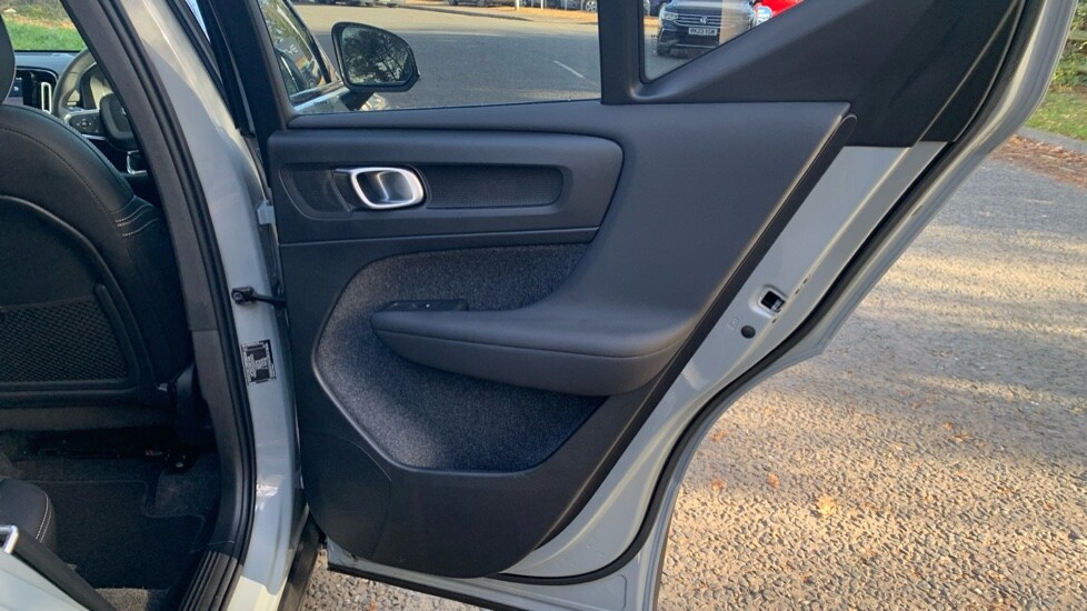 Used Volvo XC40 2024 for sale - 76593616: Photo 32