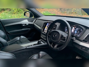 Used Volvo XC90 2022 for sale - 76907912: Photo