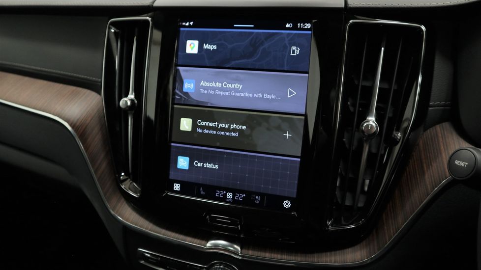 Used Volvo XC60 2022 for sale - 76519461: Photo 11