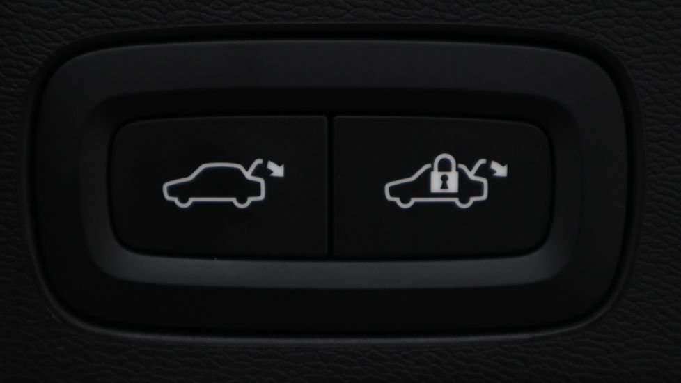 Used Volvo XC60 2022 for sale - 76519461: Photo 19