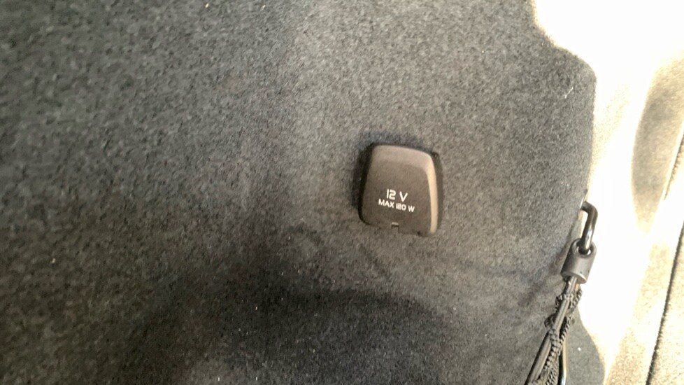 Used Volvo XC60 2022 for sale - 76519461: Photo 45