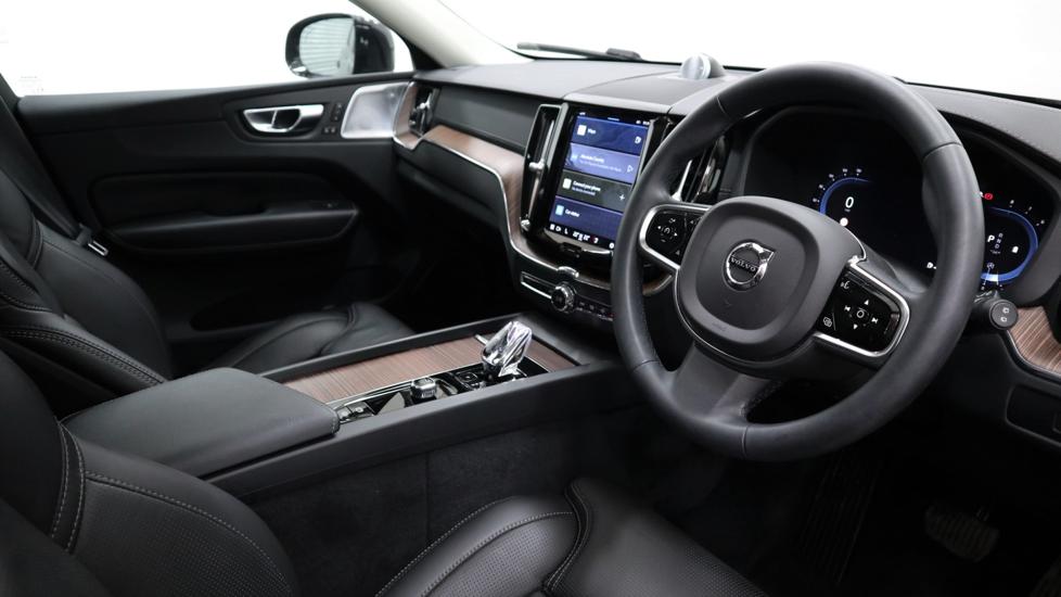 Used Volvo XC60 2022 for sale - 76519461: Photo 9