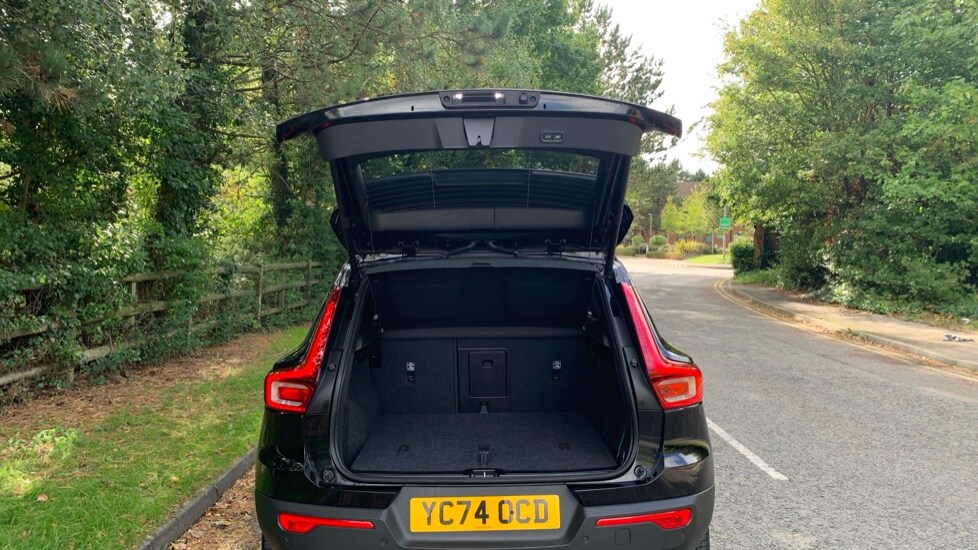 Used Volvo XC40 2024 for sale - 75966907: Photo 13