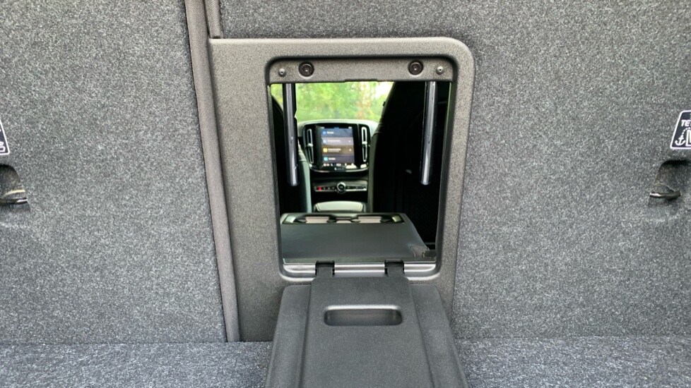 Used Volvo XC40 2024 for sale - 75966907: Photo 33