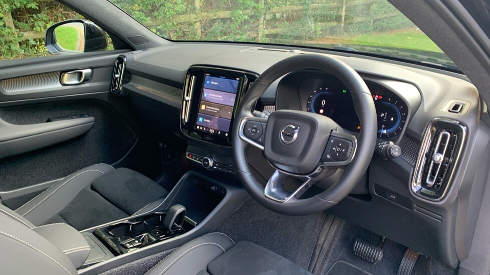 Used Volvo XC40 2024 for sale - 75966907: Photo 4