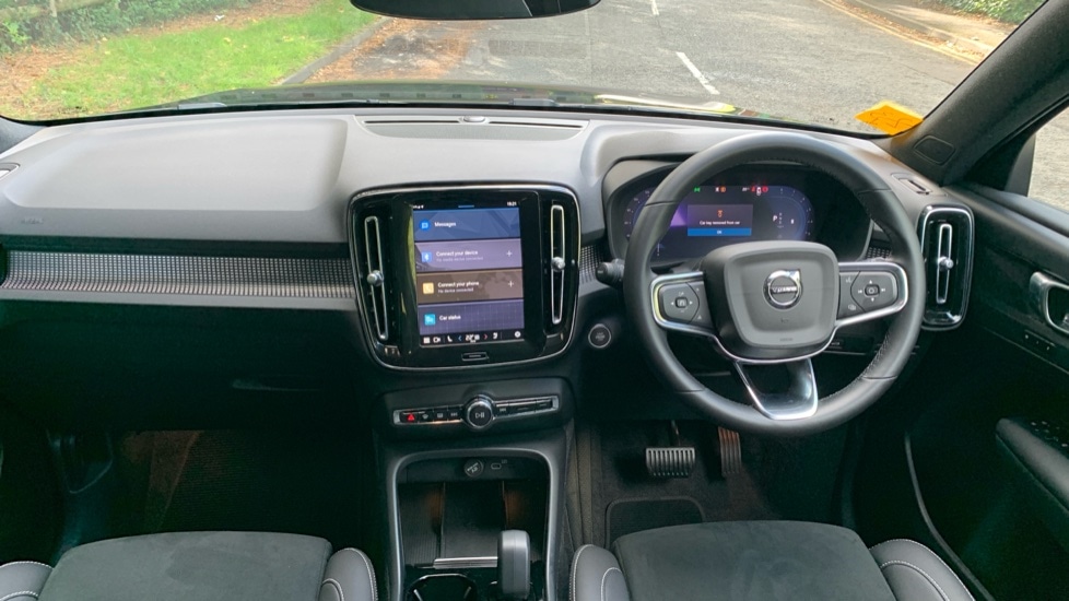 Used Volvo XC40 2024 for sale - 75966907: Photo 5