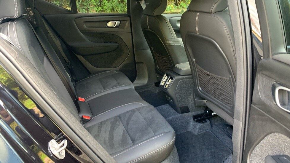 Used Volvo XC40 2024 for sale - 75966907: Photo 6