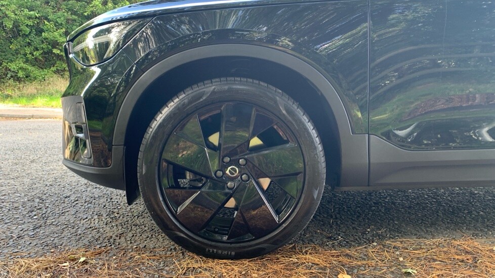 Used Volvo XC40 2024 for sale - 75966907: Photo 9