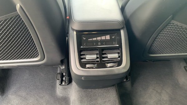 Used Volvo XC60 2024 for sale - 76154678: Photo 25