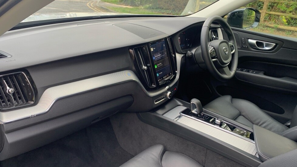 Used Volvo XC60 2024 for sale - 76154678: Photo 4