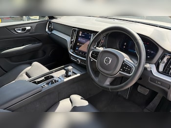 Used Volvo V60 2025 for sale - 78959999: Photo