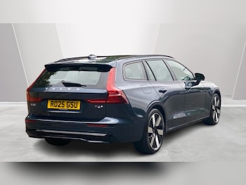 Used Volvo V60 2025 for sale - 79165292: Photo
