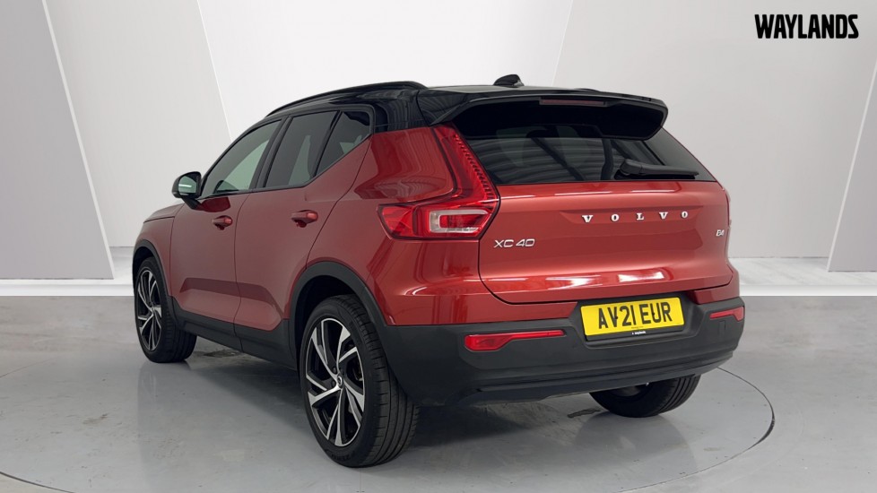 Used Volvo XC40 2021 for sale - 77339356: Photo 2