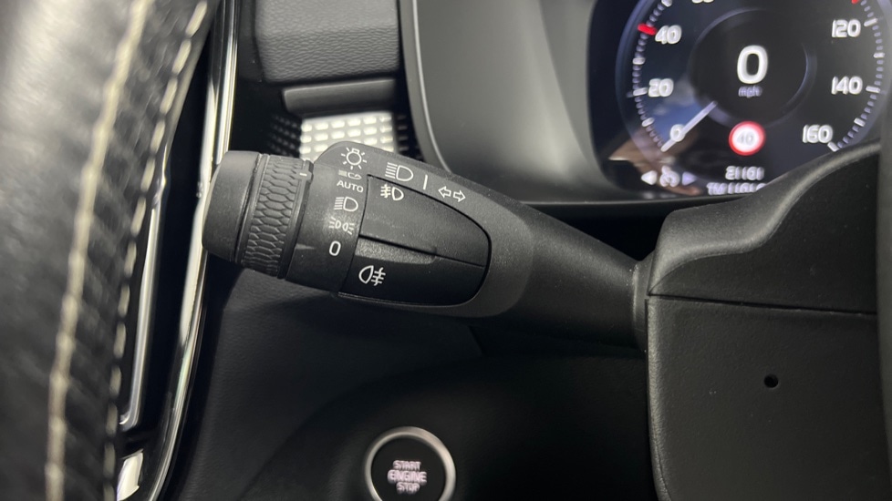 Used Volvo XC40 2021 for sale - 77339356: Photo 24