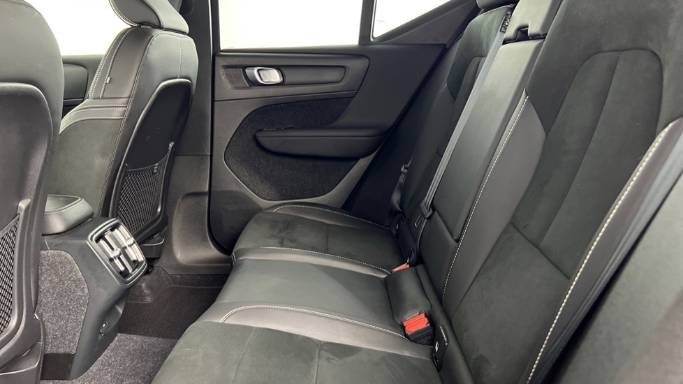 Used Volvo XC40 2021 for sale - 77339356: Photo 31