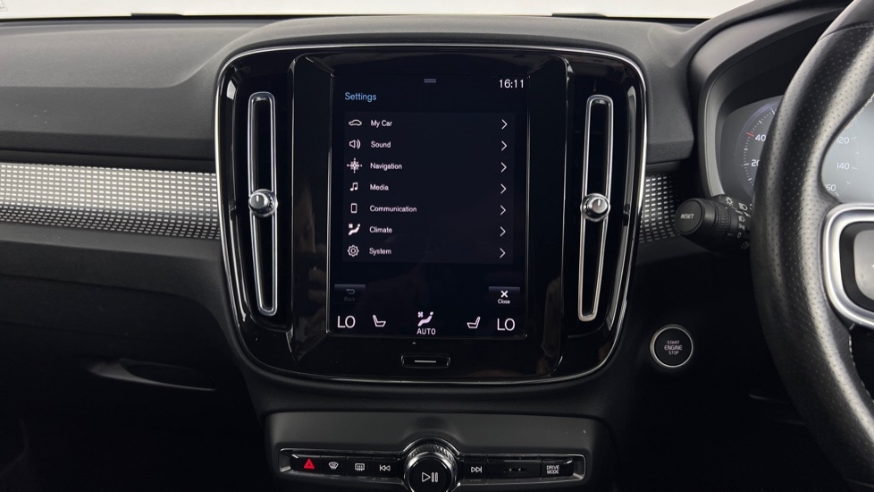 Used Volvo XC40 2021 for sale - 77339356: Photo 34