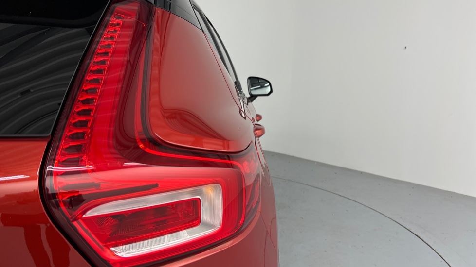 Used Volvo XC40 2021 for sale - 77339356: Photo 38