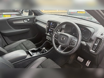 Used Volvo XC40 2022 for sale - 78941547: Photo