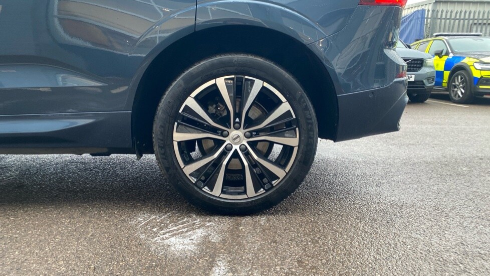 Used Volvo XC60 2023 for sale - 77360556: Photo 24