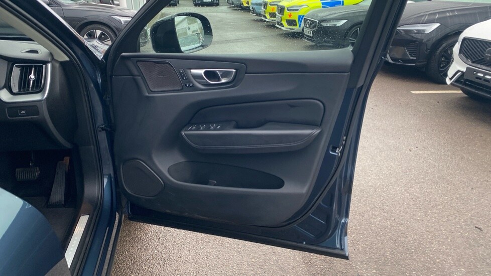 Used Volvo XC60 2023 for sale - 77360556: Photo 26