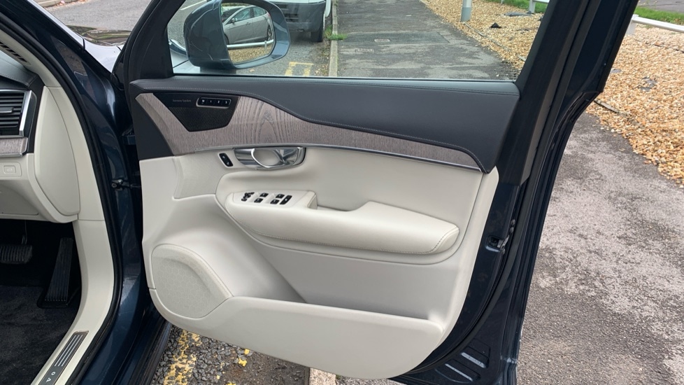 Used Volvo XC90 2021 for sale - 76526527: Photo 33
