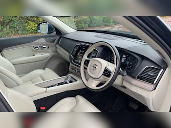 Used Volvo XC90 2021 for sale - 76526527: Photo