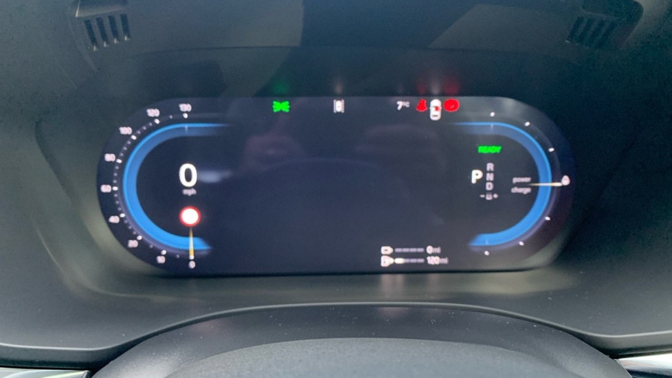 Used Volvo XC60 2025 for sale - 76888833: Photo 11