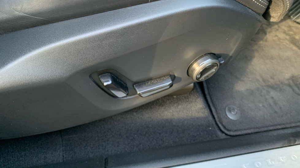 Used Volvo XC60 2025 for sale - 76888833: Photo 27