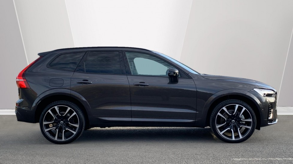 Used Volvo XC60 2025 for sale - 76888833: Photo 3