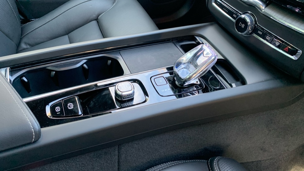 Used Volvo XC60 2025 for sale - 76888833: Photo 33