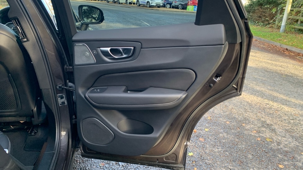 Used Volvo XC60 2025 for sale - 76888833: Photo 40